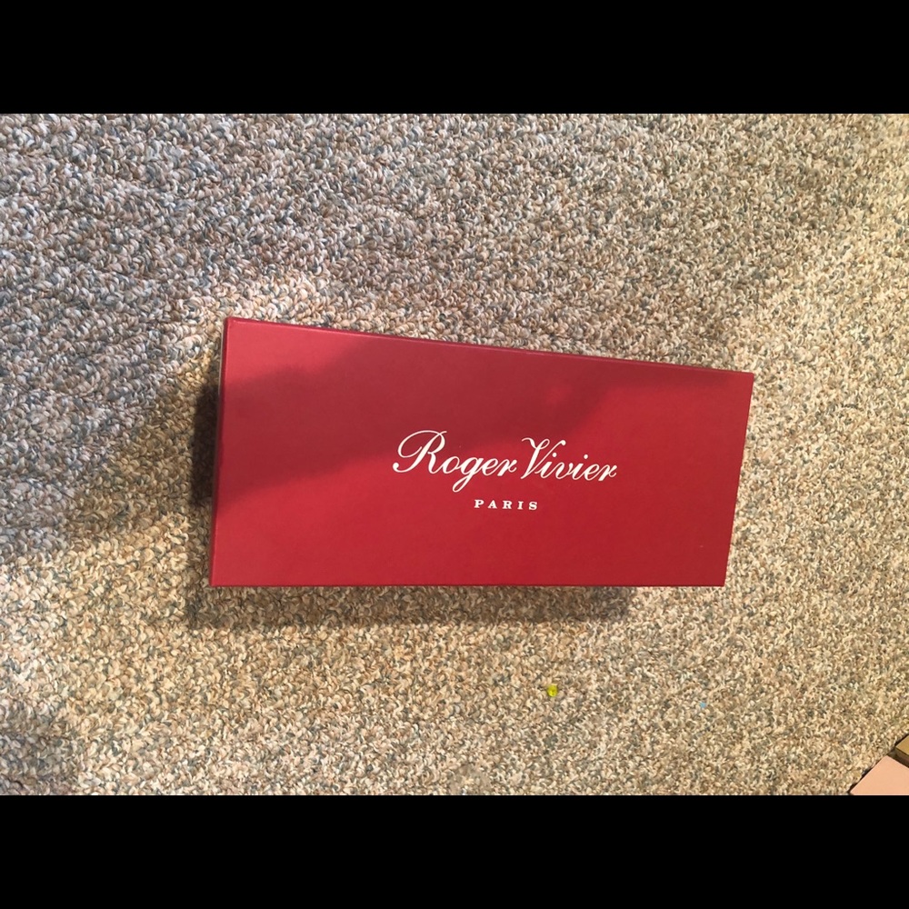 RV shoe box